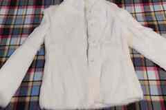 Новый полушубок из натурального меха кролика