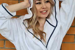 Белый махровый халат с капюшоном Luna di Giorno (Женские халаты)