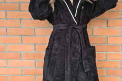 Черный махровый халат с капюшоном Luna di Giorno (Женские халаты)