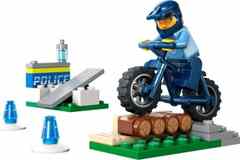 Конструктор LEGO City 30638 Тренировка полицейских на велосипеде