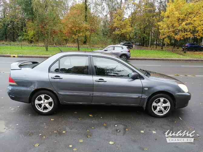 Mitsubishi Lancer 2009 года 1.6 АКПП серый металлик седан. хорошее тех.сост Санкт-Петербург - изображение 3