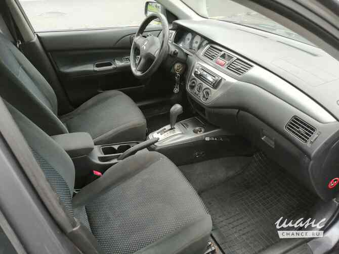 Mitsubishi Lancer 2009 года 1.6 АКПП серый металлик седан. хорошее тех.сост Санкт-Петербург - изображение 8