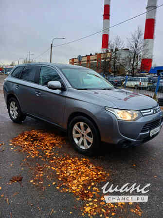 Mitsubishi Outlander 2013 года АКПП серый металлик внедорожник Санкт-Петербург - изображение 1