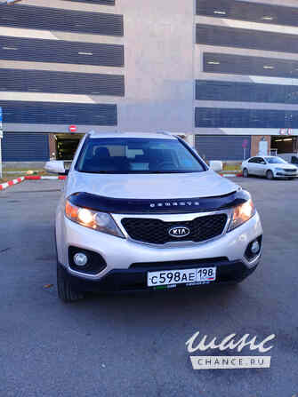 Kia Sorento 2011 года АКПП серебристый металлик внедорожник Санкт-Петербург - изображение 1