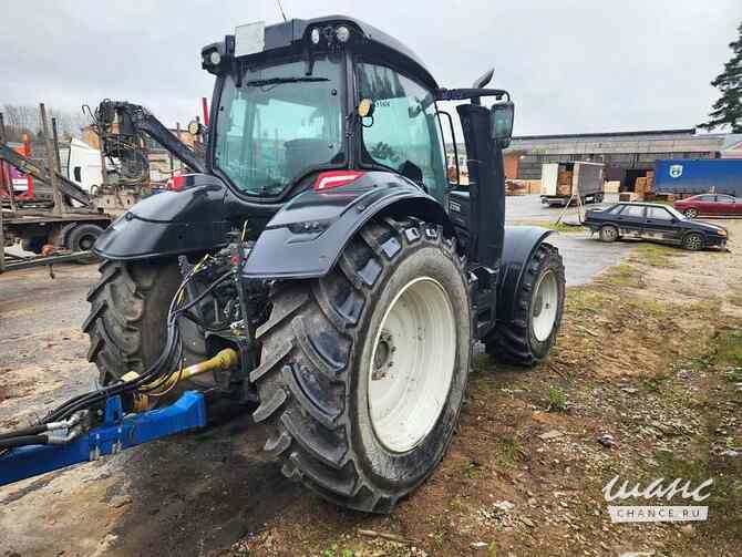 Трактор Valtra 194, 2022 г., 6900 м/ч, как новый Санкт-Петербург - изображение 3