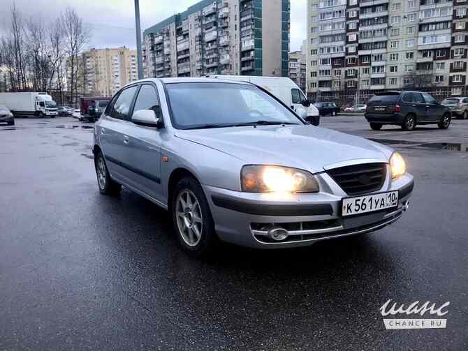 Hyundai Elantra 2004 года МКПП серебристый металлик лифтбек Санкт-Петербург - изображение 2