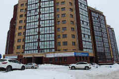 2-к квартира, 70.5 м², этаж 1/10