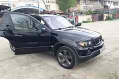 BMW X5 2004 года АКПП черный внедорожник