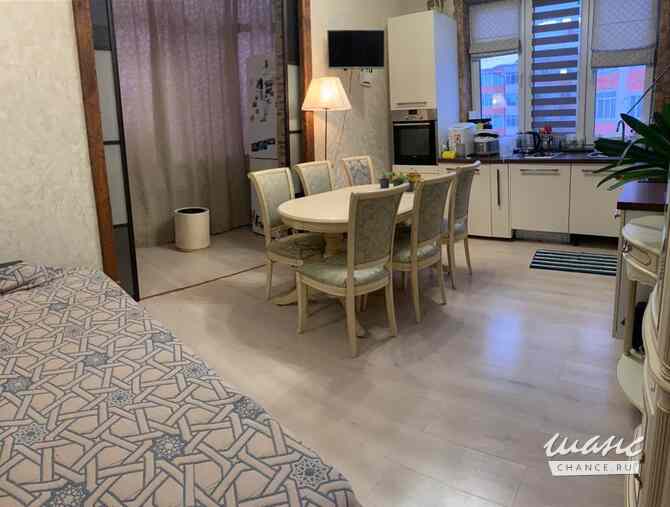 3-к квартира, 98 м², этаж 1/3 Москва - изображение 1