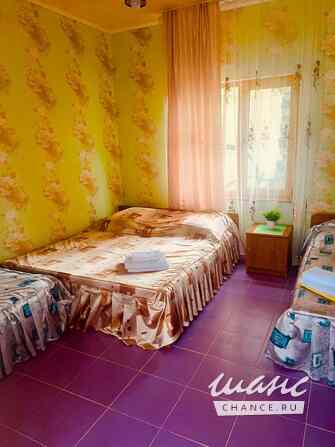 Сдаётся комната 26 м², в 10-к квартире, этаж 1/2 Сочи - изображение 1