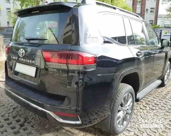 Toyota Land Cruiser 2023 Diesel Engine SUV 3.3L Москва - изображение 1