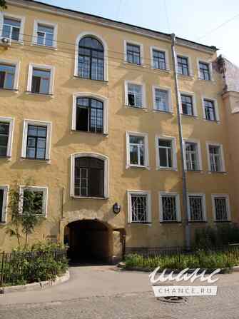 Продам 2-комнатную квартиру 56 м², этаж 1/4 Василеостровская Санкт-Петербург - изображение 2