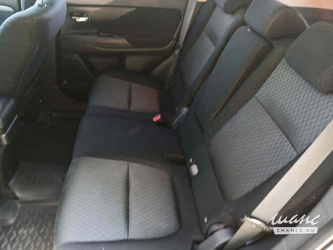 Mitsubishi Outlander 2013 года вариатор серый металлик внедорожник Санкт-Петербург - изображение 9