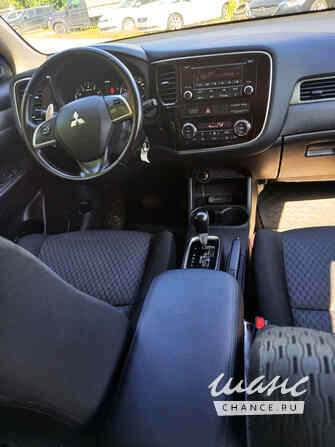 Mitsubishi Outlander 2013 года вариатор серый металлик внедорожник Санкт-Петербург - изображение 6