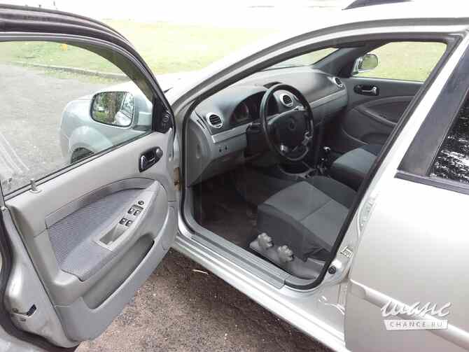 Chevrolet Lacetti 2013 года МКПП серебристый металлик универсал Санкт-Петербург - изображение 7