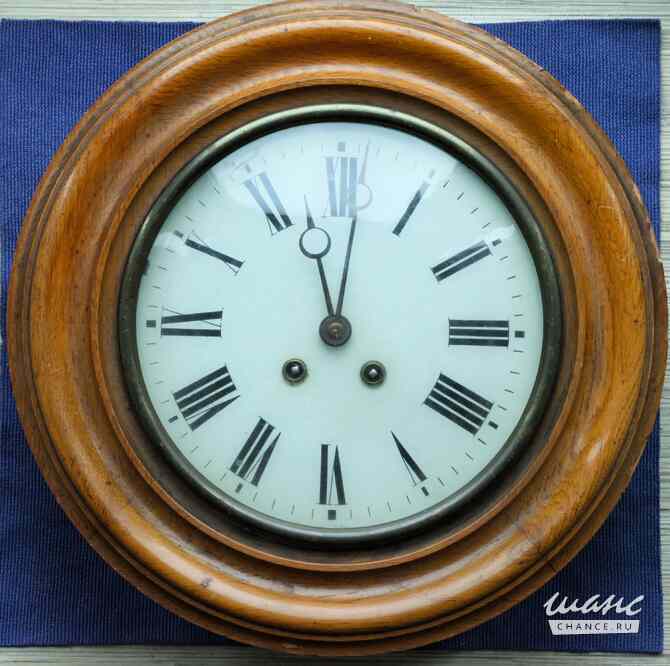 Часы настенные кабинетные "шайба" фирмы Lenzkirch A.U.G. Германия - Российская Империя, начало 1890х Санкт-Петербург - изображение 3