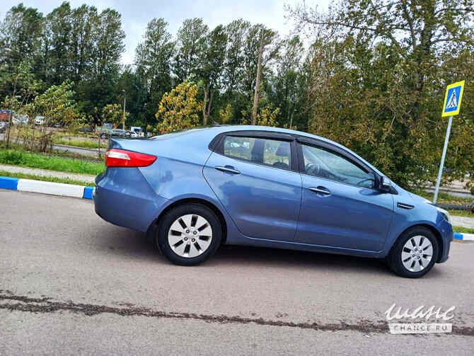 Kia Rio 2013 года АКПП синий металлик седан Санкт-Петербург - изображение 3