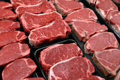 Упаковщица на мясокомбинат