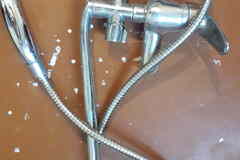 смесителъ кран в ванную б.у. сталъной