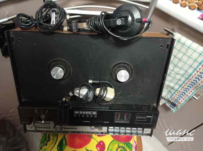Продаю бабинный магнитофон + пригрывател+наушники,бабины Санкт-Петербург - изображение 2