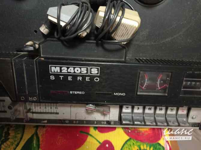 Продаю бабинный магнитофон + пригрывател+наушники,бабины Санкт-Петербург - изображение 3