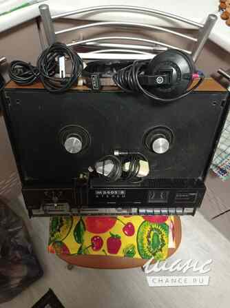 Продаю бабинный магнитофон + пригрывател+наушники,бабины Санкт-Петербург - изображение 1