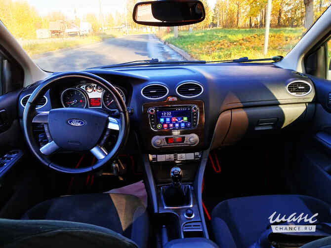 Ford Focus 2008 года МКПП серый металлик хэтчбек Санкт-Петербург - изображение 8