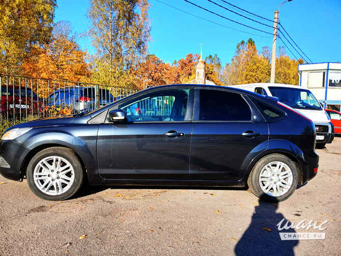 Ford Focus 2008 года МКПП серый металлик хэтчбек Санкт-Петербург - изображение 2