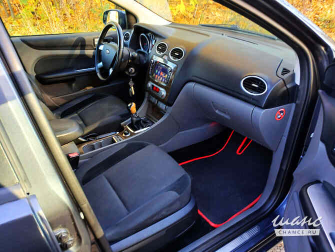 Ford Focus 2008 года МКПП серый металлик хэтчбек Санкт-Петербург - изображение 10