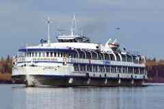 Приглашаем провести свой Праздник на теплоходе