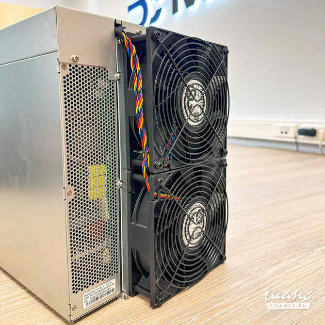 Bitmain Antminer S21+ 235 Th/s Волгоград - изображение 1