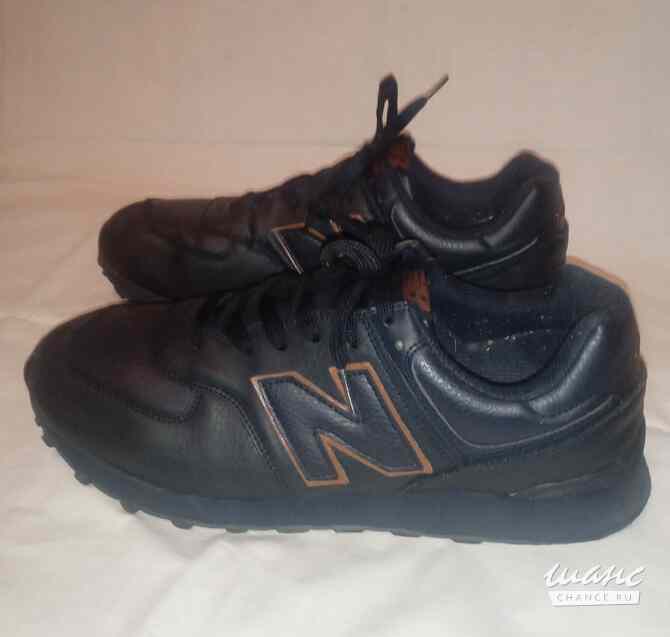 Кроссовки Санкт-Петербург - изображение 1