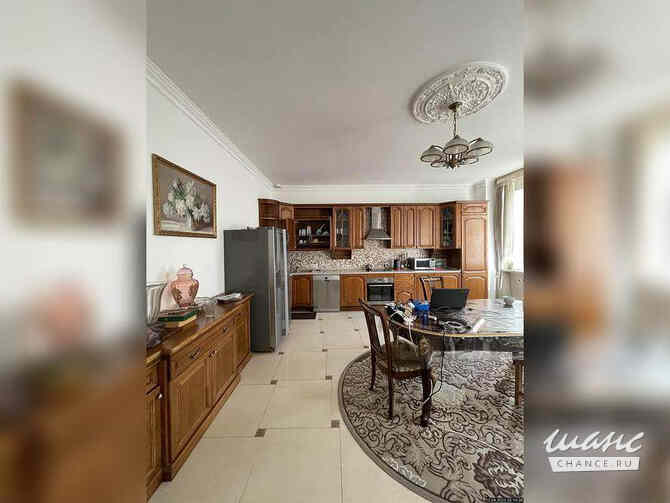 4-к квартира, 218.7 м², этаж 2/9 Москва - изображение 2