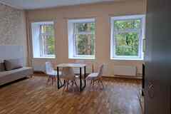 Сдаётся 4-к квартира, 145.7 м², этаж 3/10