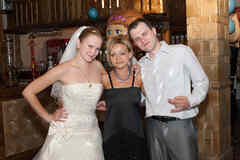 Ведущий на праздник: весело, стильно, незабываемо!