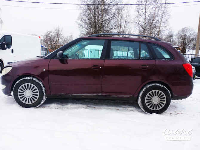 Skoda Fabia 2013 года МКПП бордовый металлик универсал Санкт-Петербург - изображение 6