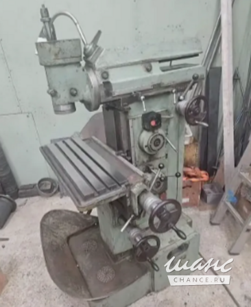 Продам вертикальный фрезерный станок Отрадное - изображение 1