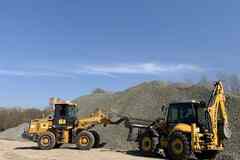 Требуется машинист фронтального погрузчика в сфере Работа для студентов, начало карьеры