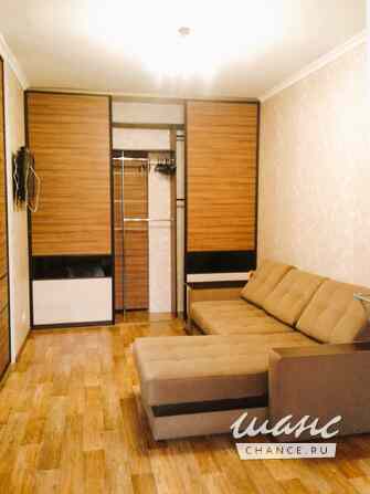 Продам 1-комнатную квартиру 39,3 м², этаж 10/18 Улица Дыбенко Санкт-Петербург - изображение 2