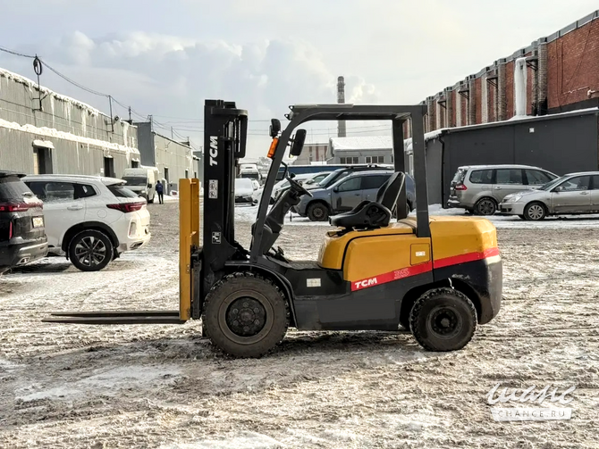 Вилочный погрузчик японский TCM FD35 3,5т Санкт-Петербург - изображение 3