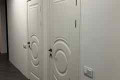 Установка межкомнатных дверей