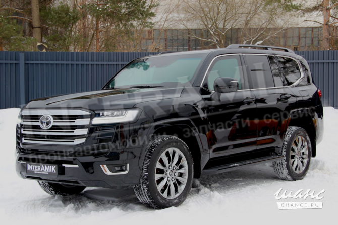 Toyota Land Cruiser 2026 года АКПП черный внедорожник Москва - изображение 3