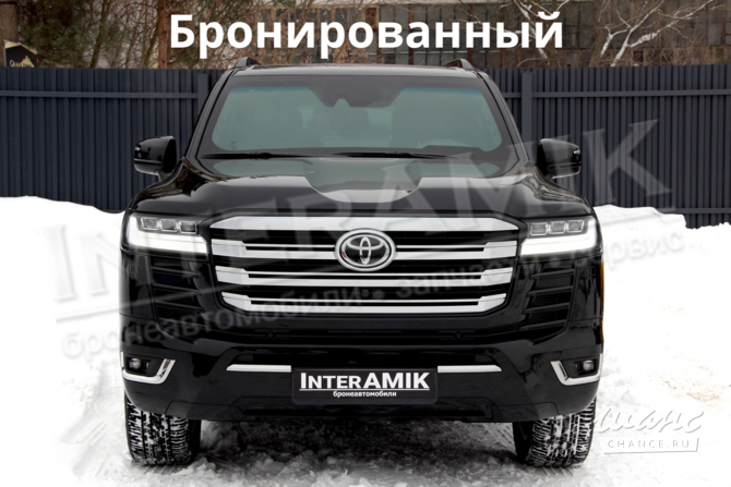 Toyota Land Cruiser 2026 года АКПП черный внедорожник Москва - изображение 1