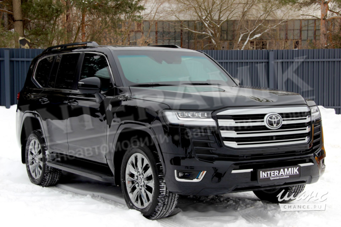 Toyota Land Cruiser 2026 года АКПП черный внедорожник Москва - изображение 2