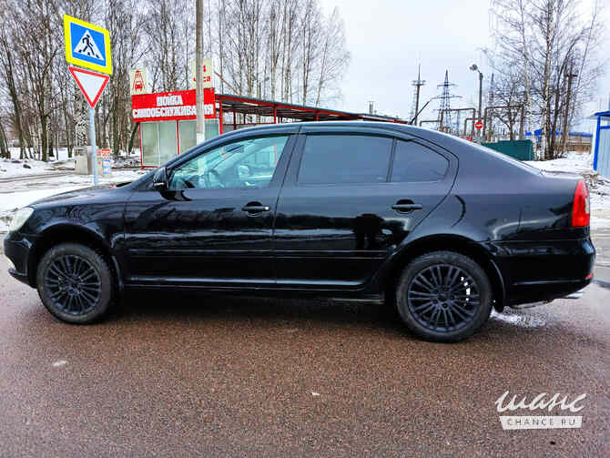 Skoda Octavia 2012 года МКПП черный хэтчбек Санкт-Петербург - изображение 5