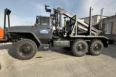 Лесовоз УРАЛ-5557 с новым манипулятором Майман 2026 — готов к работе