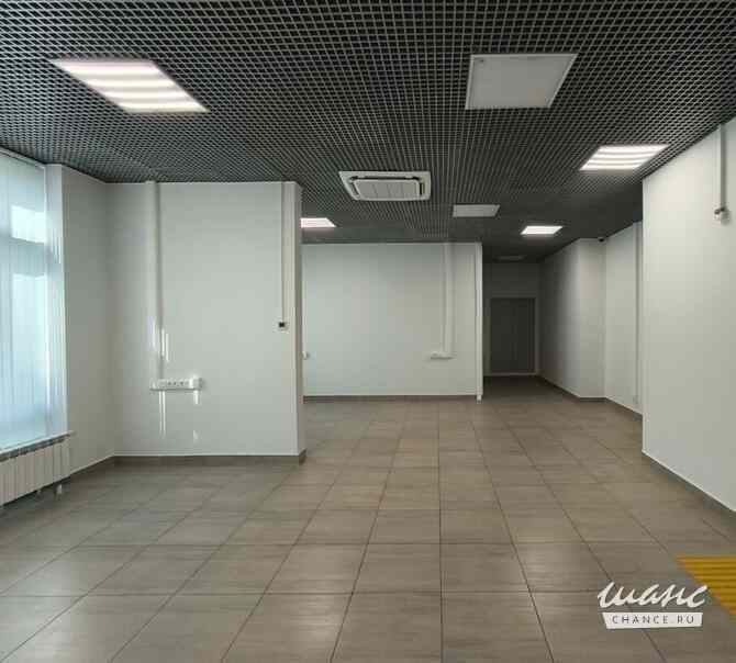 Сдаю торговую пл.100 кв.м на 1-й линии Московского ш. Санкт-Петербург - изображение 1