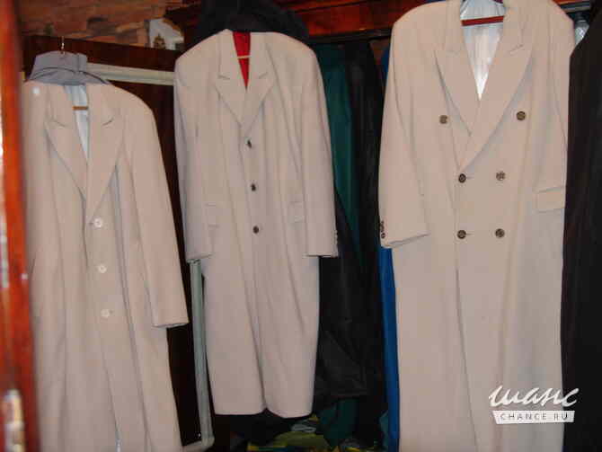 продаю плащи пальто пиджаки костюмы сюртуки и т.д и т.п Санкт-Петербург - изображение 2