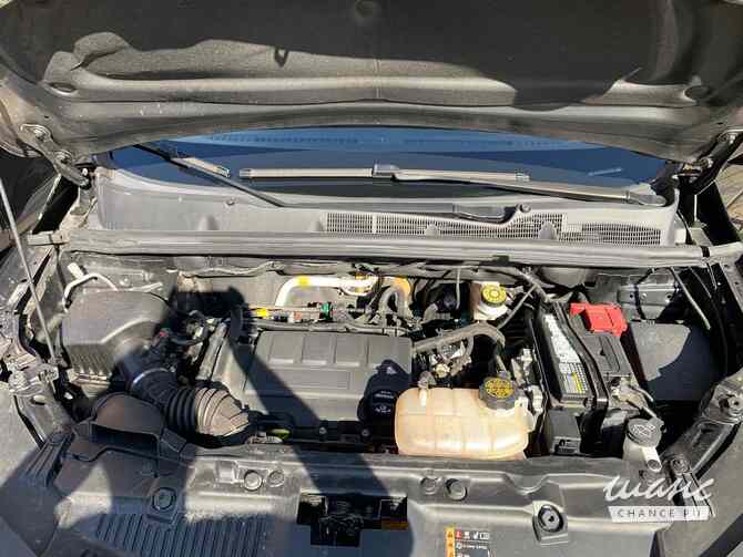 Chevrolet Trax, 2020, 64 000 км, 1.4 Москва - изображение 6