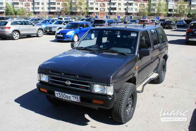 Nissan Terrano 1, 2,7TD 1993, МКПП Санкт-Петербург - изображение 3